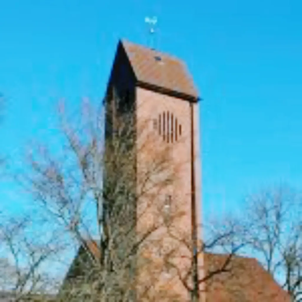 Das Bild zeigt den Turm der Bugenhagenkirche.